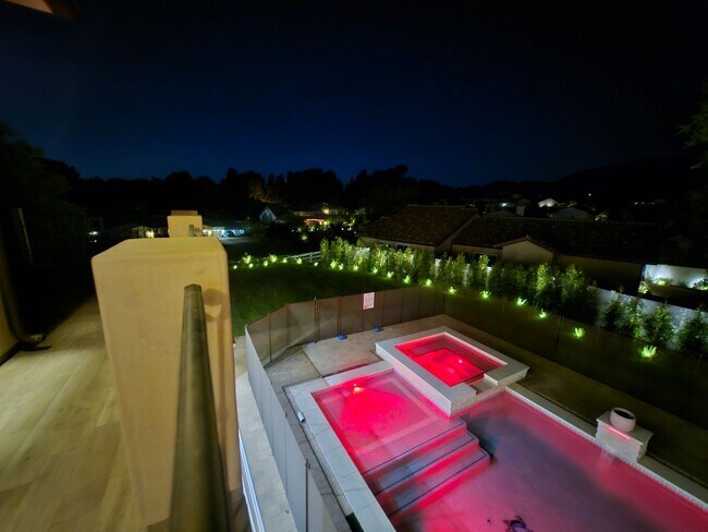Building Photo - Exquisite 5-Bedroom Luxury Pool Home with ...