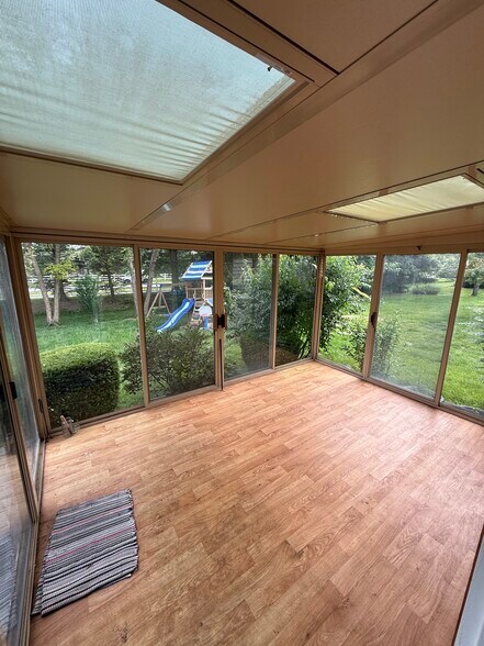 Building Photo - 1510 Cottonwood Dr