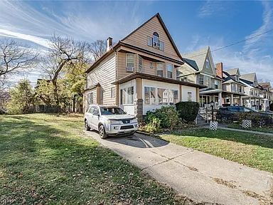 Building Photo - 10906 Grantwood Ave