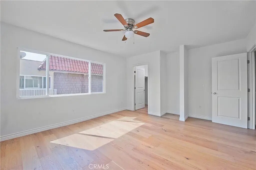 Building Photo - 8839 Cedros Ave
