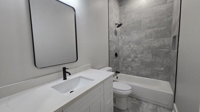 Building Photo - 3617 Park Blvd