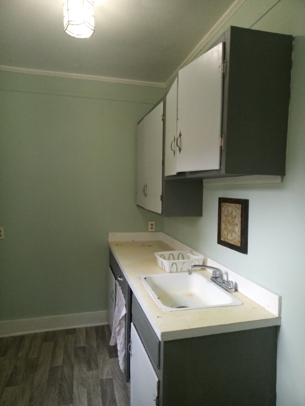 Building Photo - 408 Voorhies St