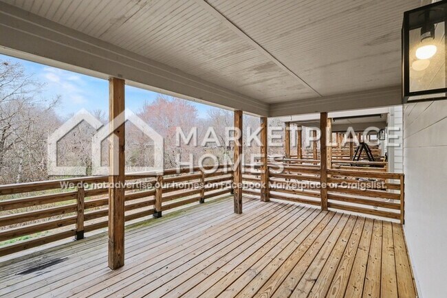 Building Photo - 2437/114 Bell St