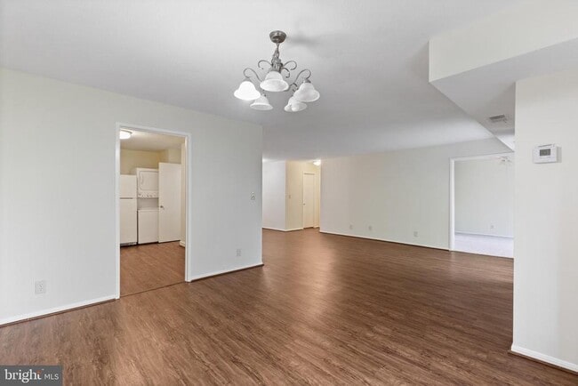 Building Photo - 8370 Greensboro Dr