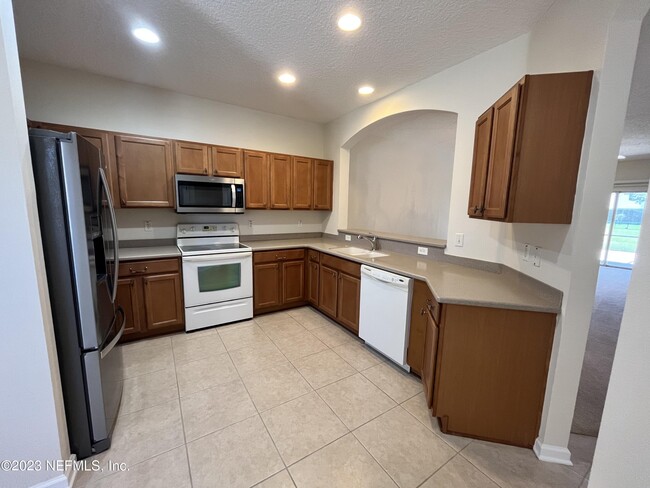Building Photo - 1590 Calming Water Dr
