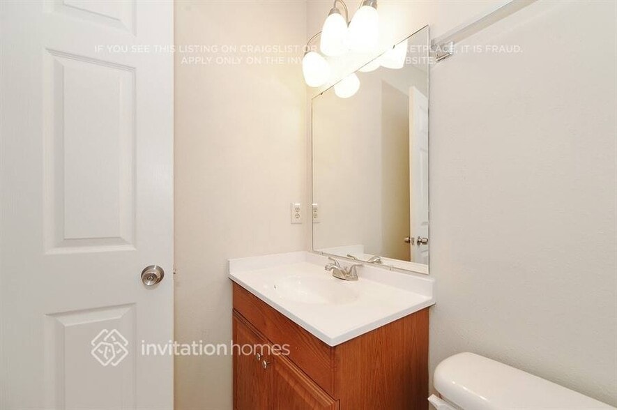 Building Photo - 1429 Piney Branch Cir