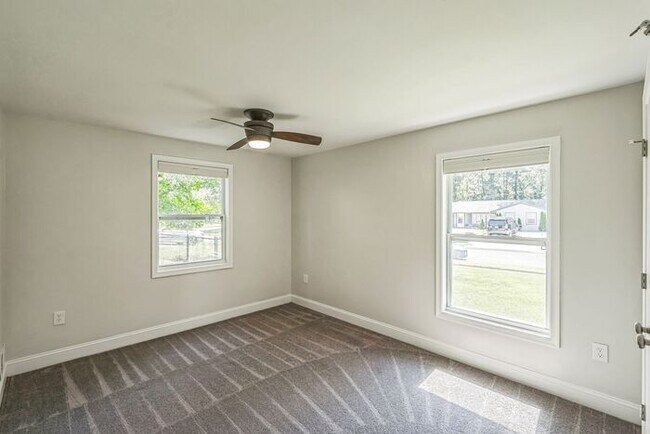 Building Photo - 4402 Cotuit Cir