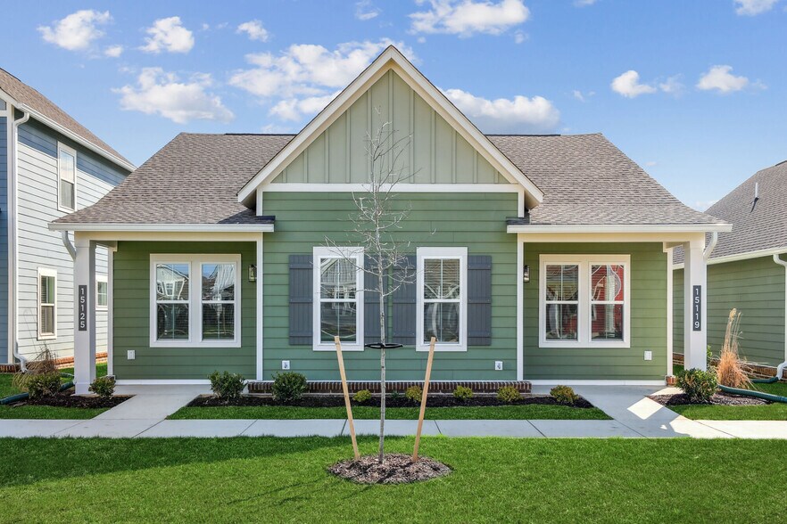 Interior Photo - Hamlet Watkins Centre - Homes & Townhomes for Rent