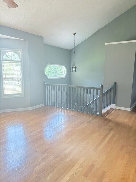 Living room - 6134 Nutmeg Ct SE