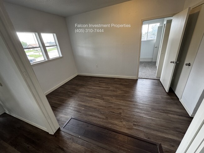 Building Photo - 3156 SW 71st St