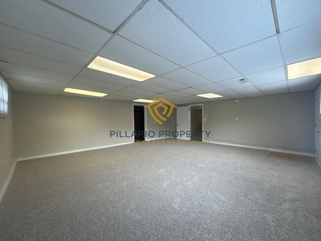 Building Photo - 1112 Earhart St