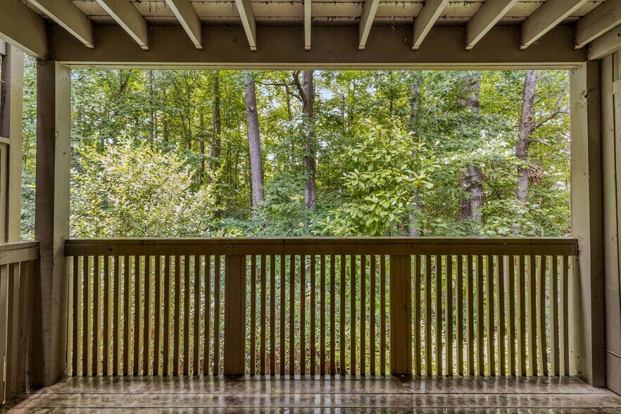 Building Photo - 1017 Dunbar Dr