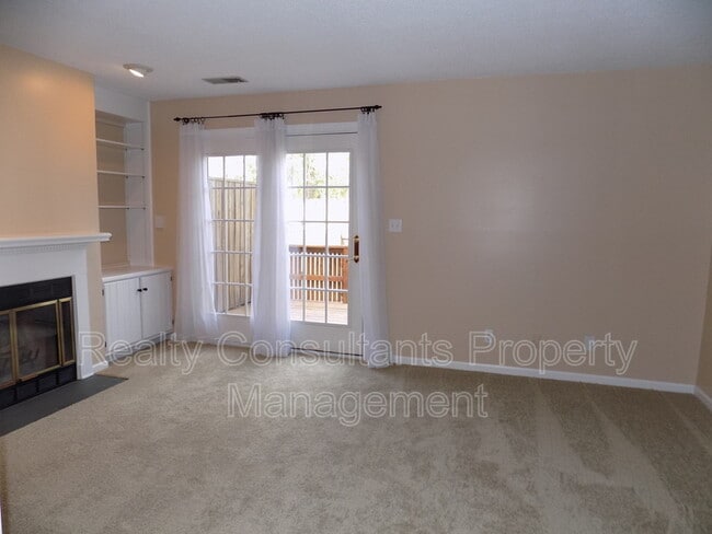 Building Photo - 3769 Greenes Crossing