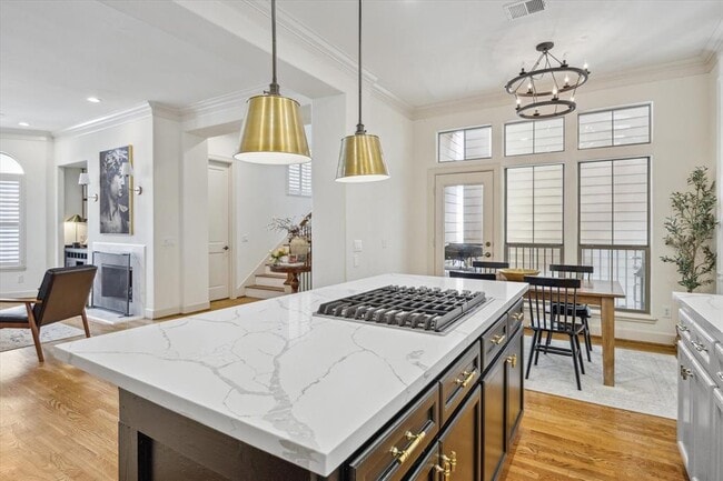 Building Photo - 5807 Birdsall Market Pl