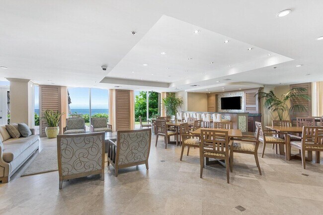 Building Photo - 3720 S Ocean Blvd