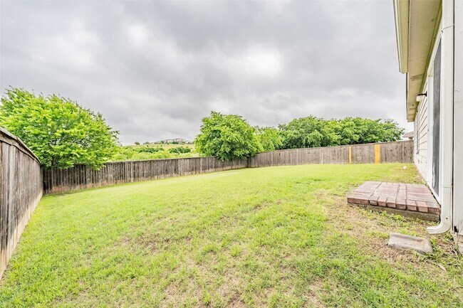 Building Photo - 629 Chalk Knoll Rd