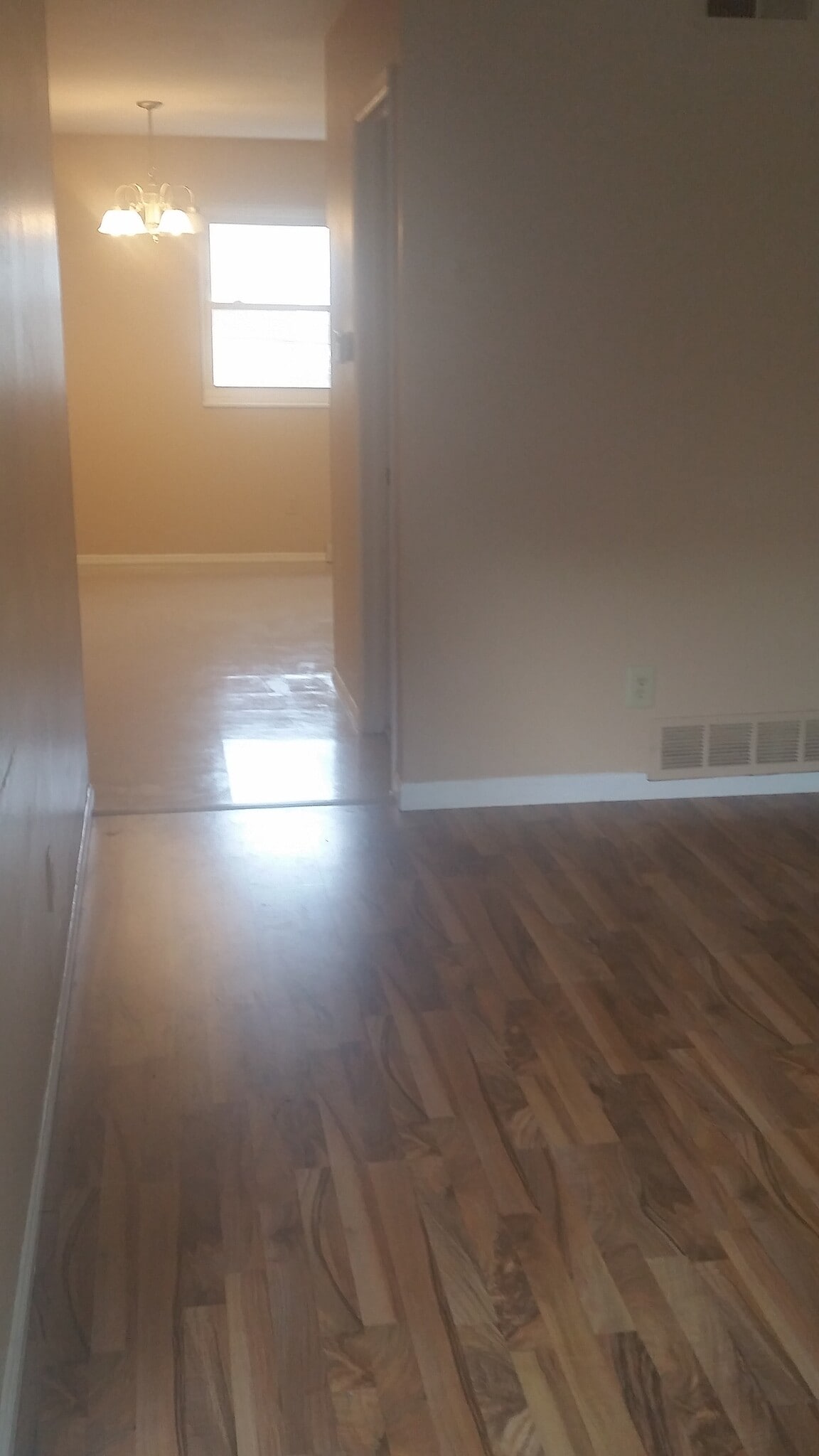 Building Photo - 212 Crosswinds Drive