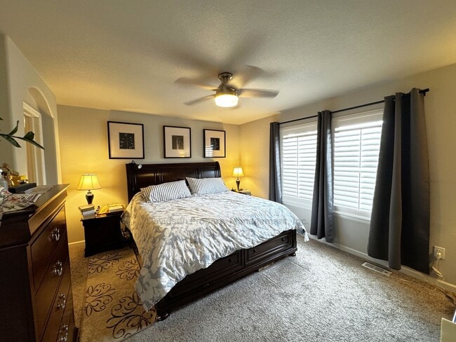 Building Photo - Stunning 3 Bedroom Patio Home Located in N...