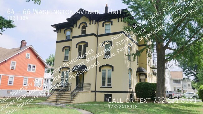 Building Photo - 2nd Floor Huge 1 BR 1 BA in Historic Old B...