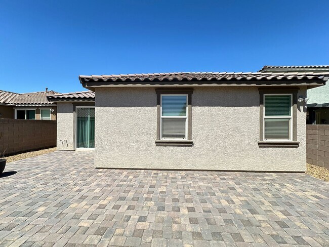 Building Photo - Cassia Patrick & Cimarron