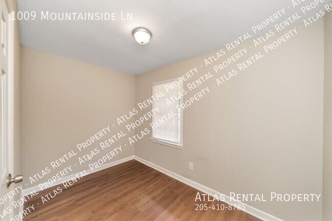 Building Photo - 1009 Mountainside Ln