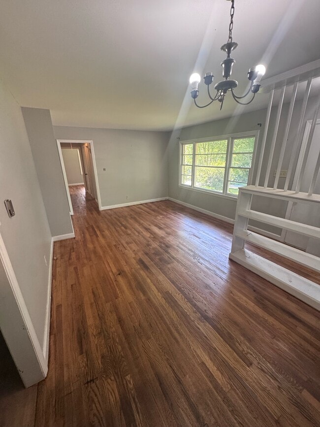 Building Photo - 412 Beechwood Cir