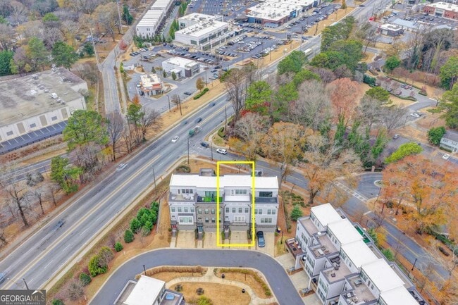 Building Photo - 2083 Holtz Ln