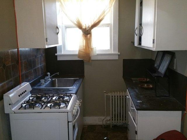 Building Photo - 12 Backman Ave