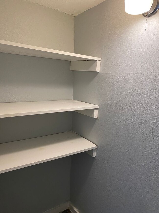 Building Photo - 1318 Willow St