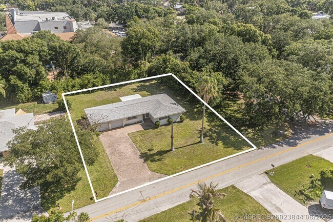Building Photo - 2616 15th St