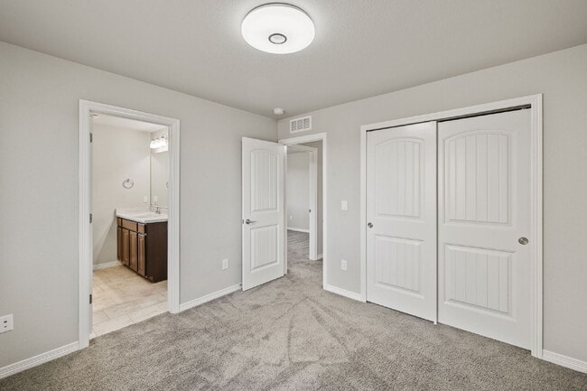 Building Photo - Newer home located in Larson Ranch Community, featuring main level owners suite.