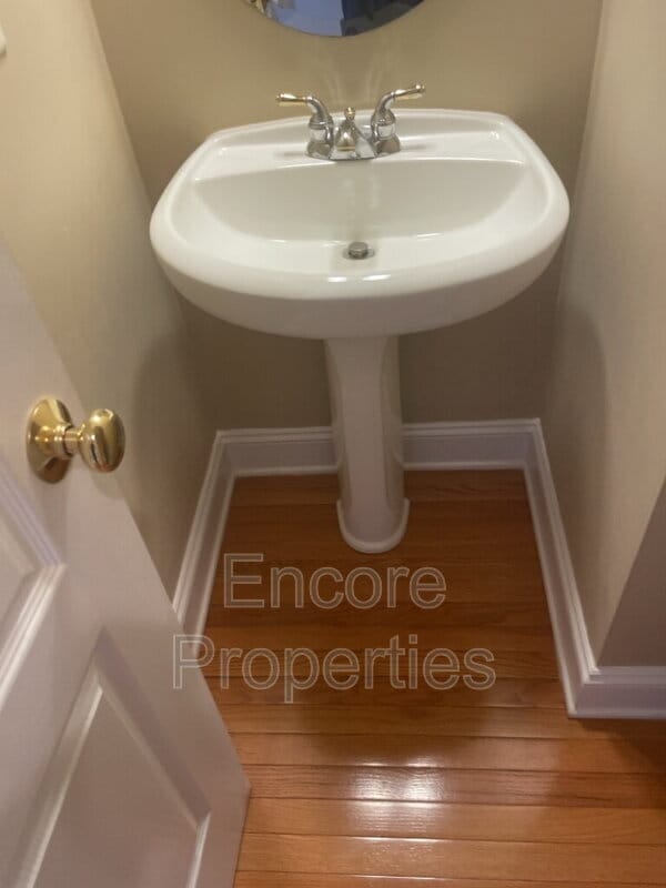 Building Photo - 3005 Imperial Oaks Dr