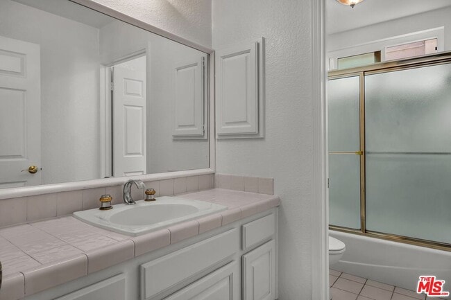 Building Photo - 7513 W 83rd St