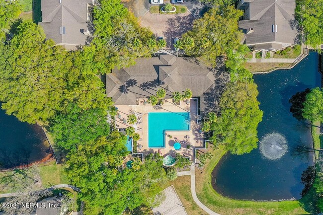 Building Photo - 19 Arbor Club Dr