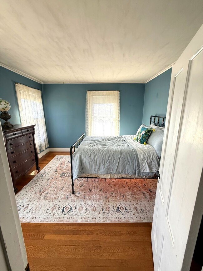 Building Photo - Tranquility on Oxford