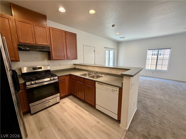 Building Photo - 930 Wembly Hills Pl