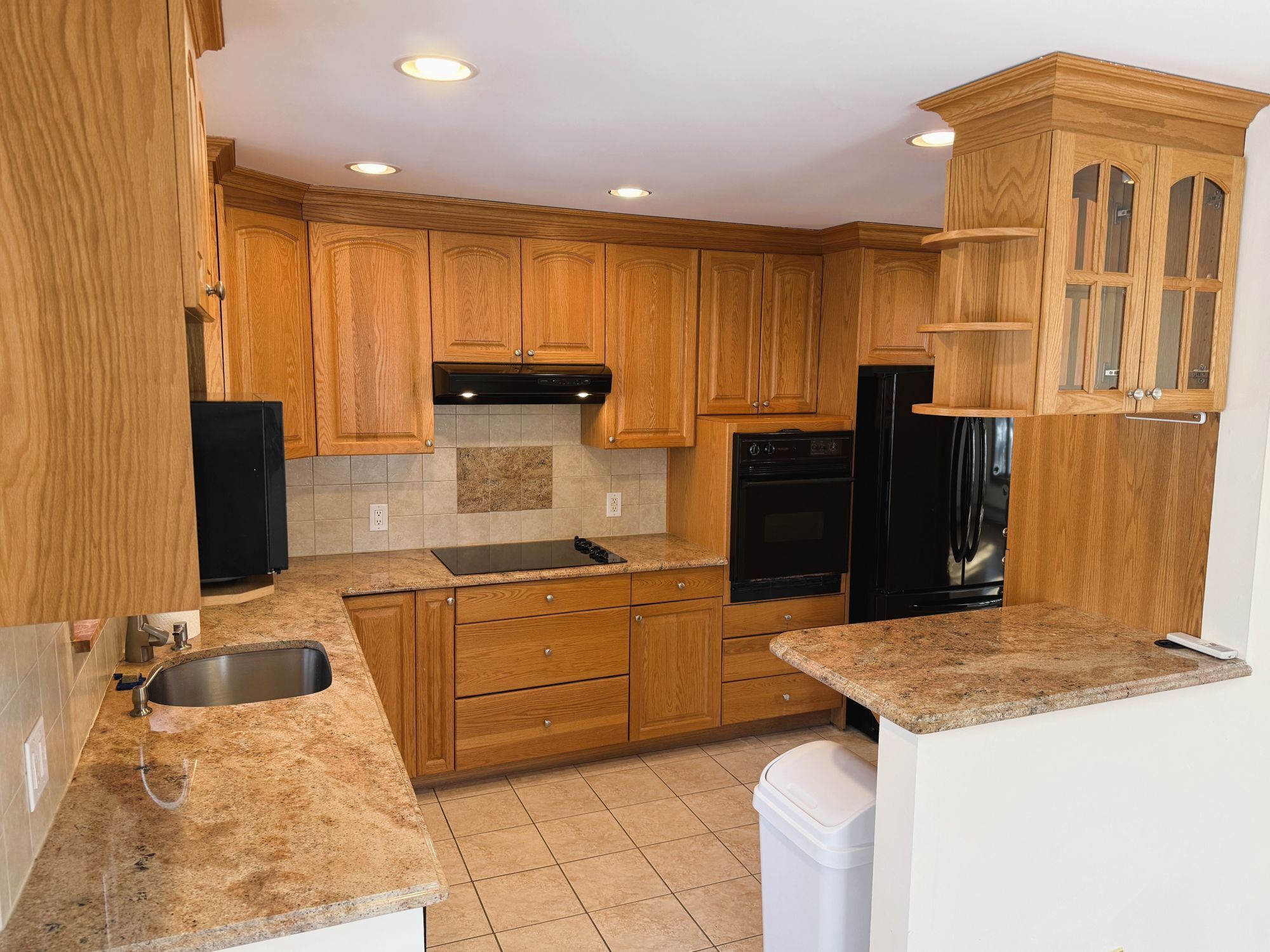 Building Photo - 37 South Ln