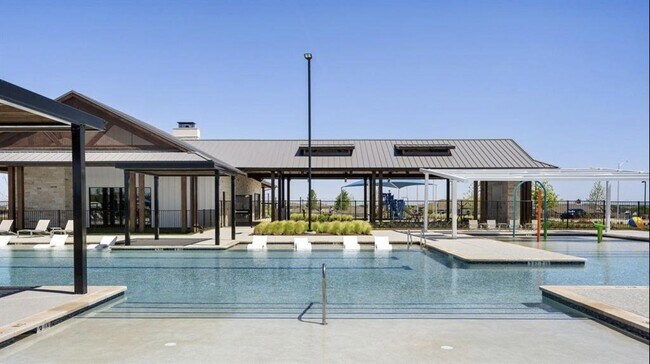 Building Photo - 21020 Price Daniel Dr