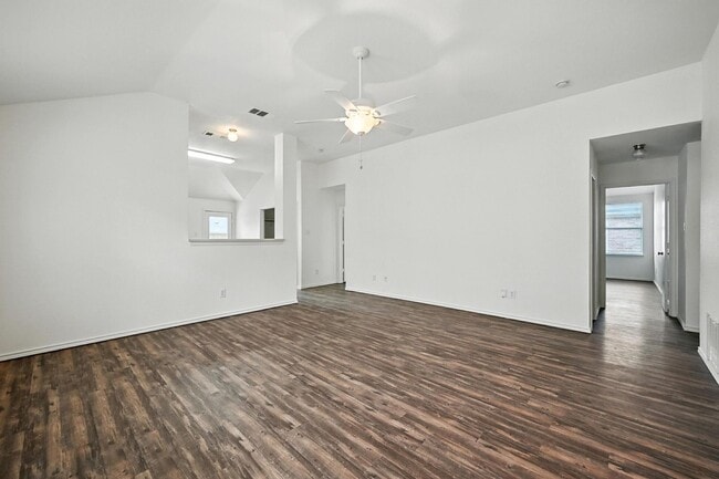 Building Photo - Wonderful 3 bedroom 2 bathroom home in Pal...