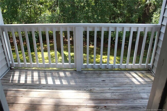 Building Photo - 325 Waterdown Dr