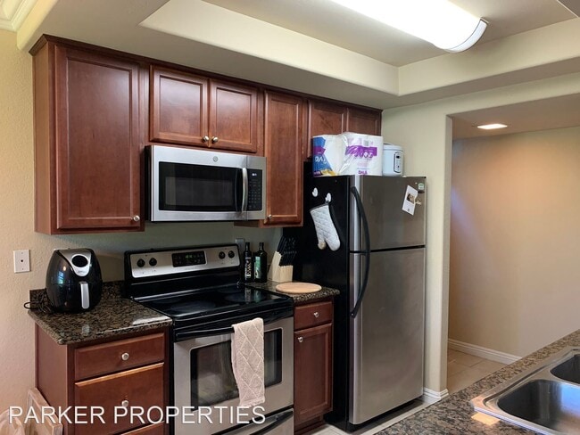 Building Photo - 2 br, 2 bath House - 1434 Marshall Road Un...