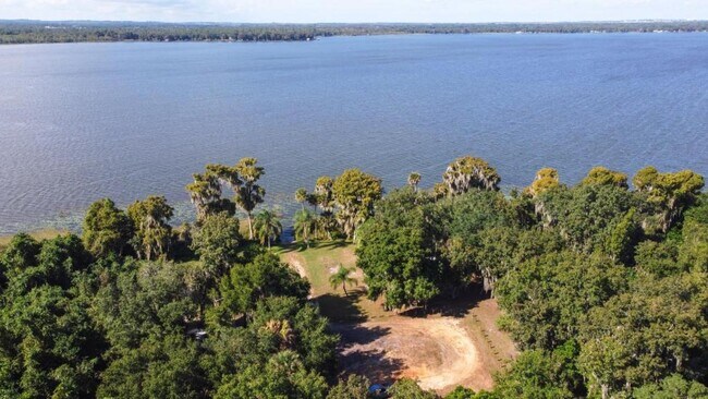 Building Photo - 713 Lake Marion Golf Resort