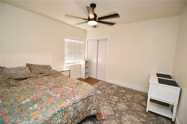 Building Photo - 4028 160th St