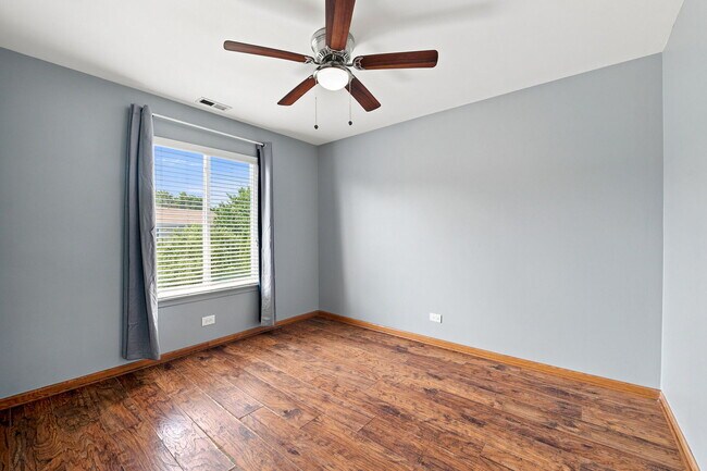 Building Photo - 2554 Warm Springs Ln