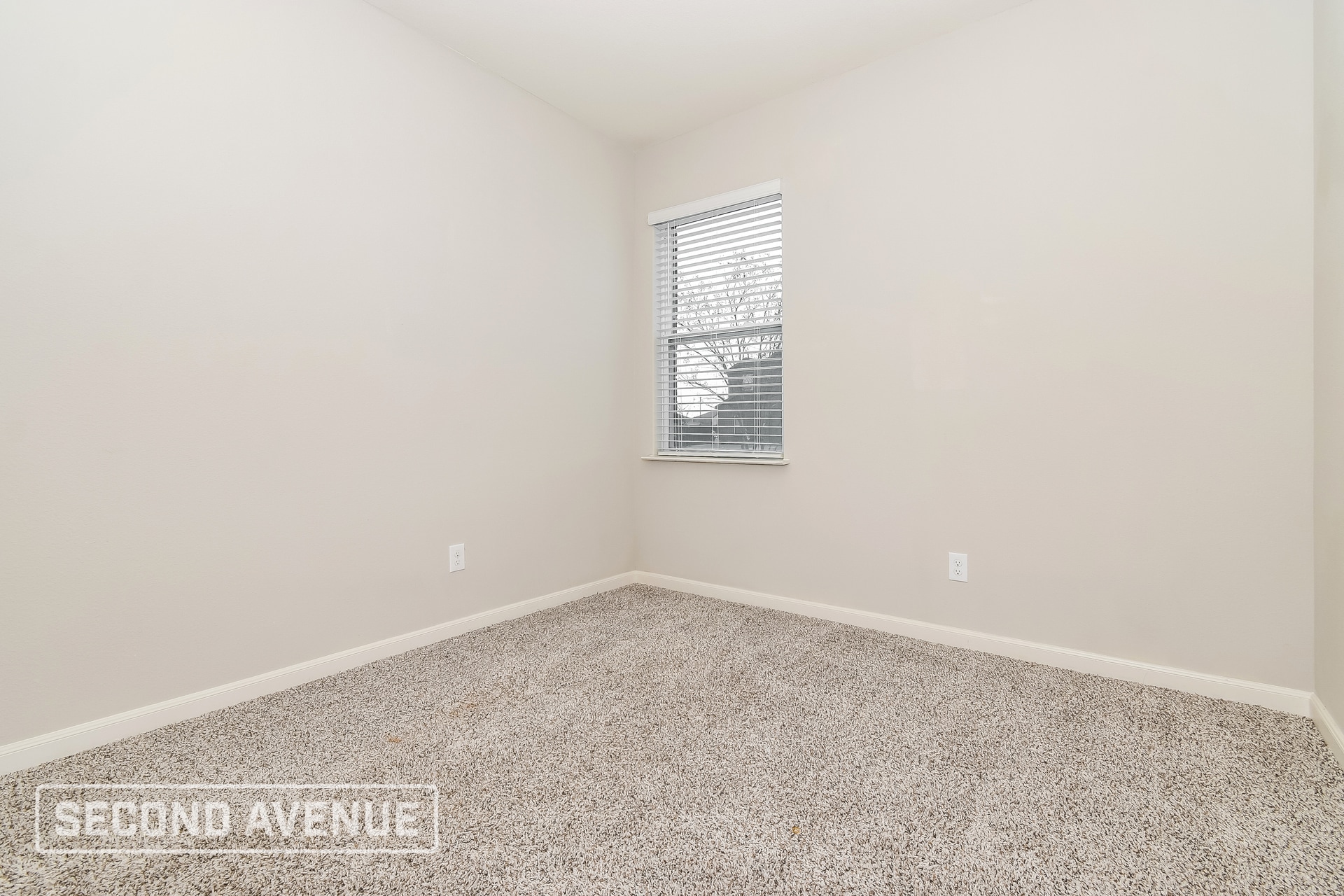 Building Photo - 2005 Erlinda Dr