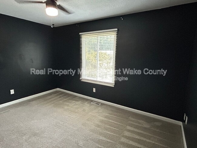 Building Photo - 2424 Tusket Ct