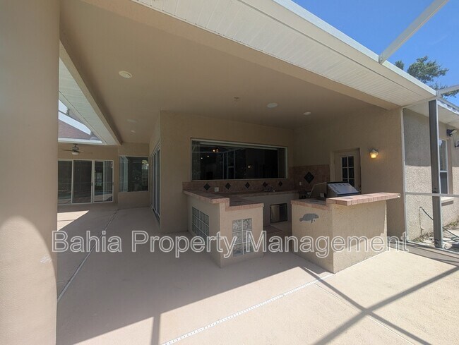 Building Photo - 10411 Riverburn Dr