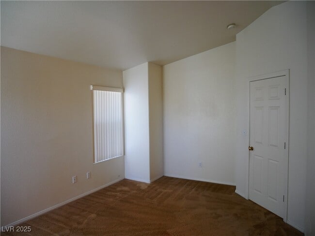 Building Photo - 2313 Avery Dr