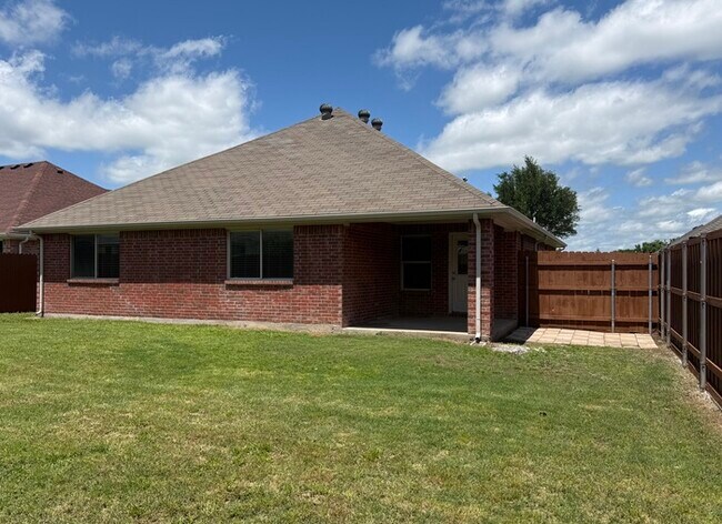 Building Photo - Cute property in Anna