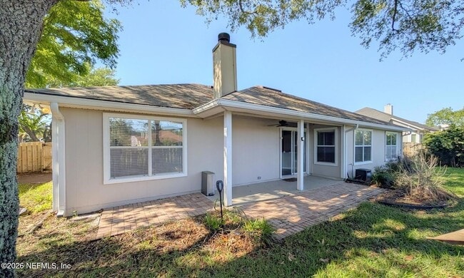 Building Photo - 12171 Basalt Dr N